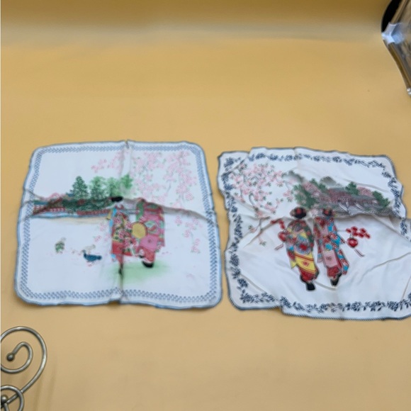 Vintage silk geisha Japanese handkerchiefs, Asian, oriental - Picture 2 of 8